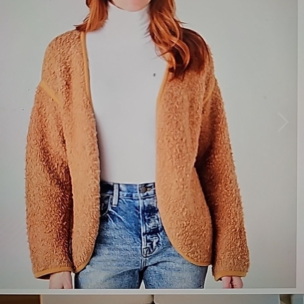Monrow fuzzy cardigan size medium